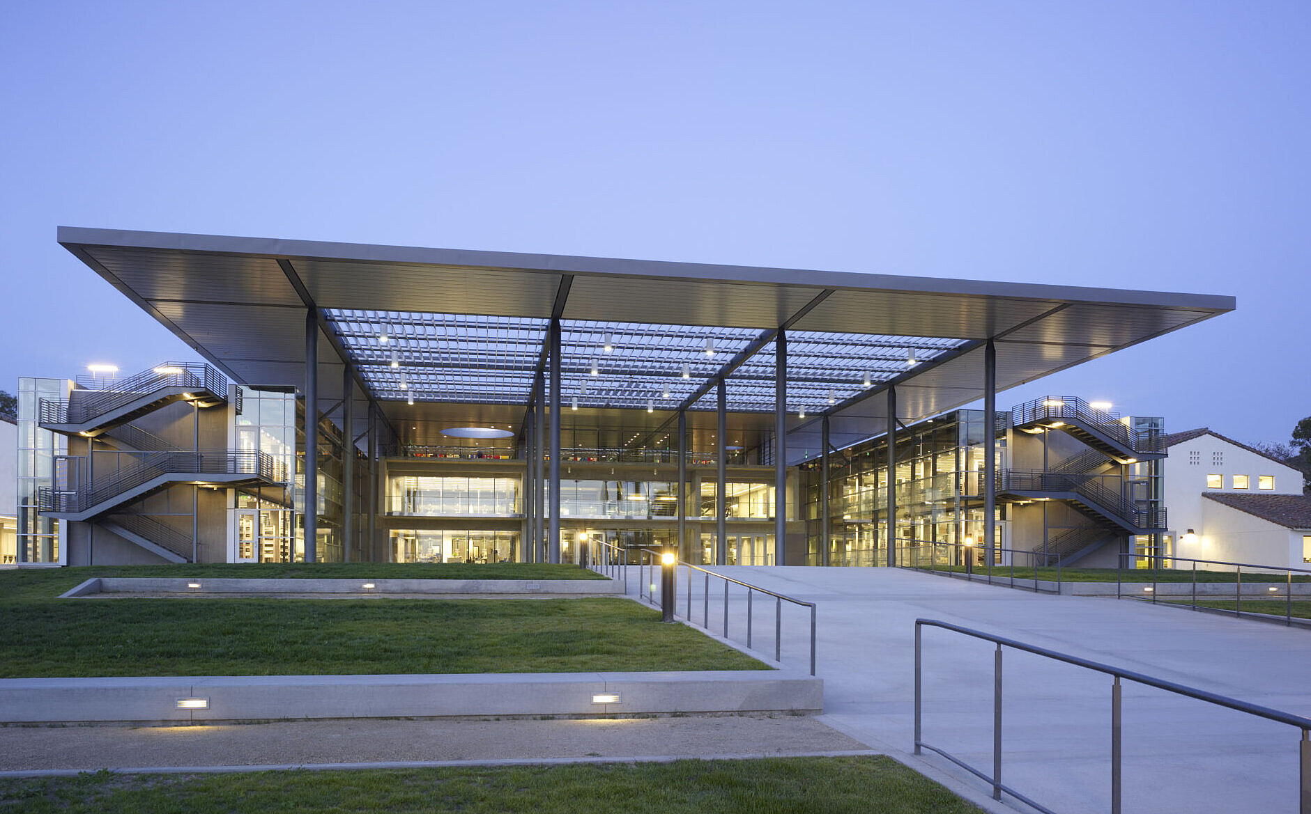 John Spoor Broome Library - California State University Channel Island