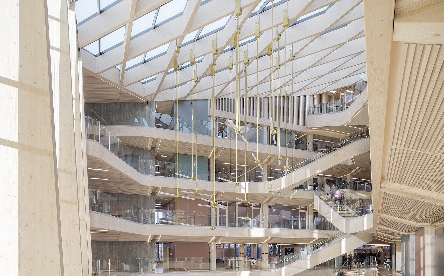 Lichtdurchflutetes Atrium setzt neue Massstäbe